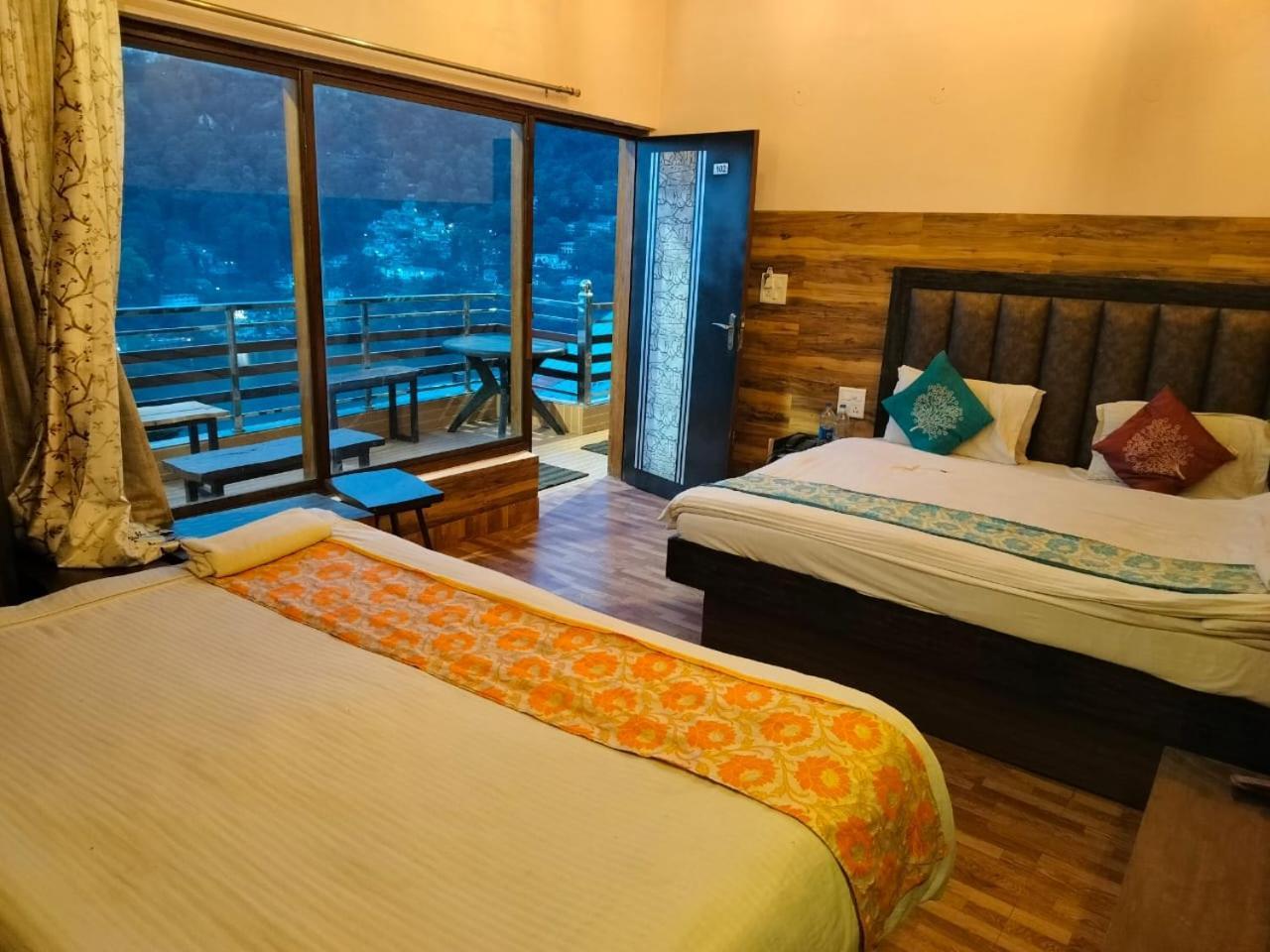 Hotel Surya Lake View ไนนิตาล ภายนอก รูปภาพ